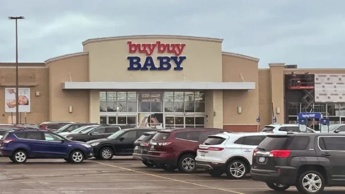Buybuy Baby reabre 11 tiendas